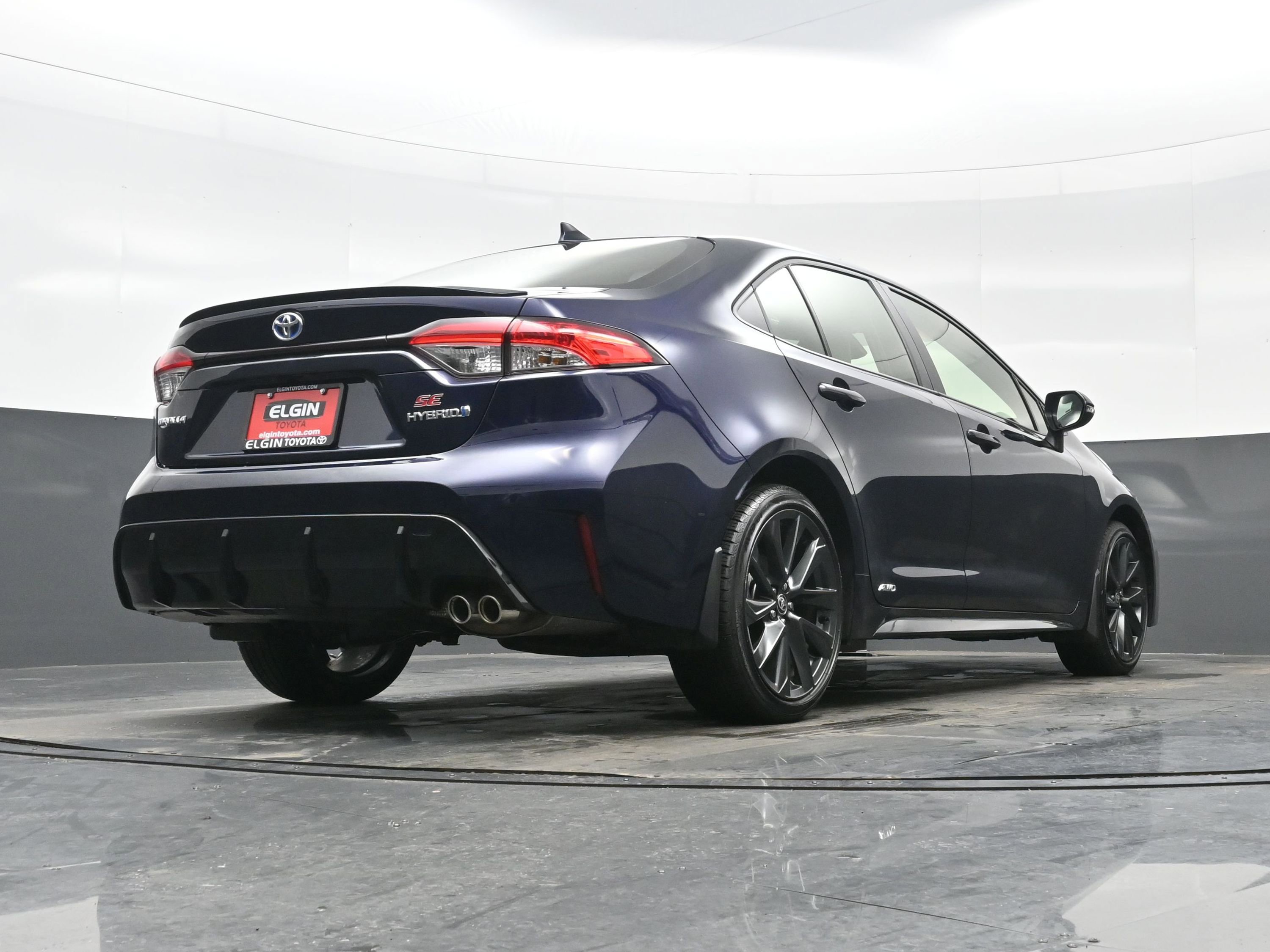 Used 2024 Toyota Corolla SE image 31