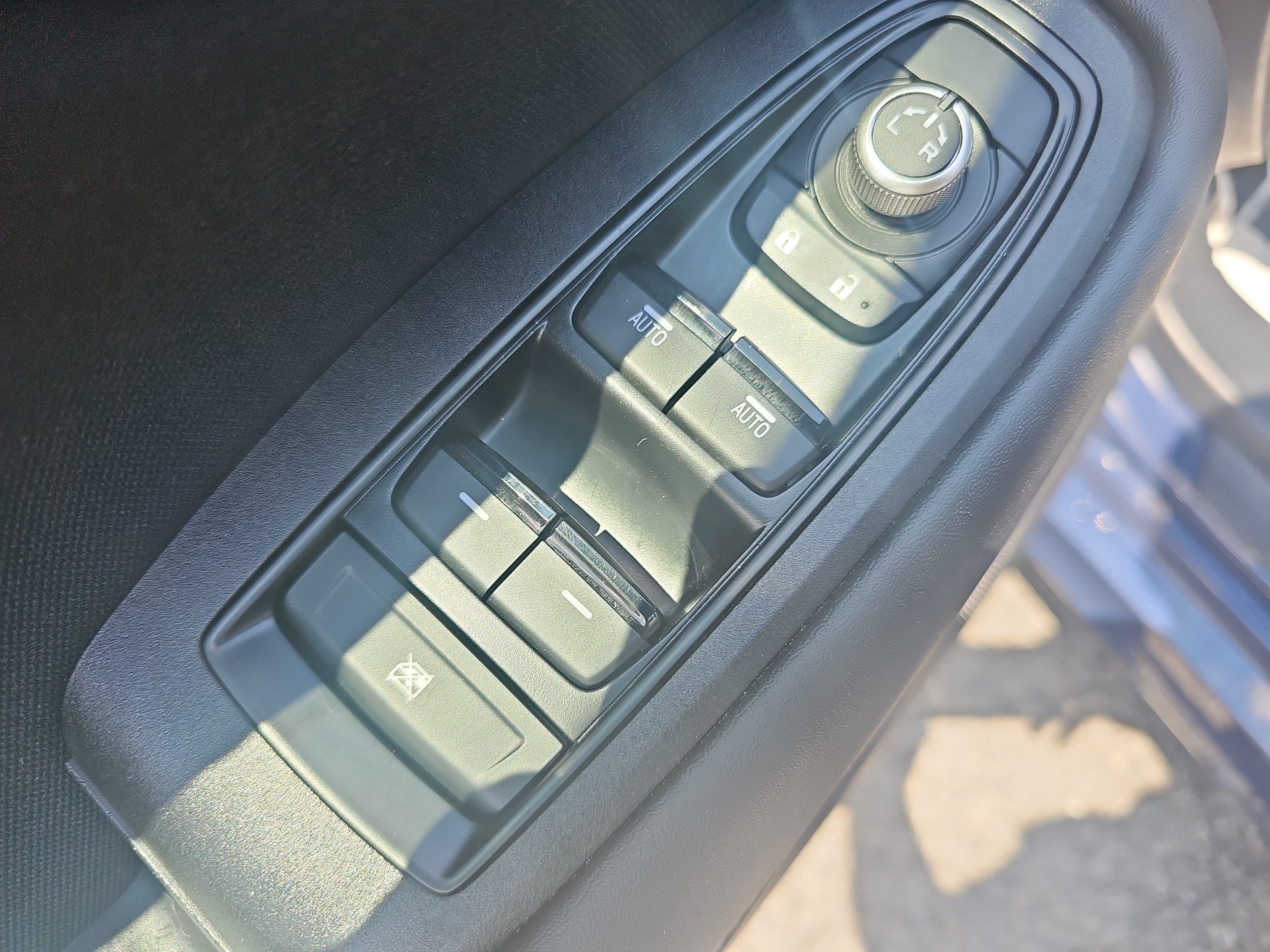 Used 2024 Subaru Legacy Premium AWD/4WD image 16