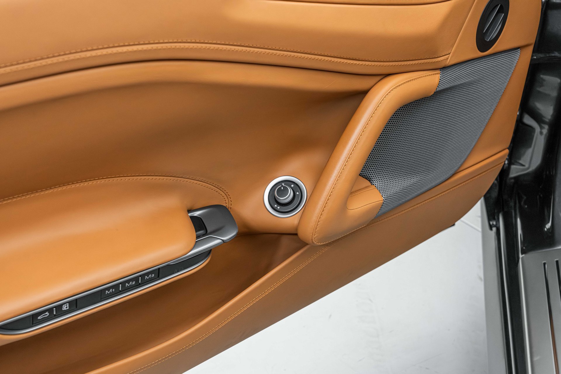 Certified 2019 Ferrari GTC4Lusso V12 image 43