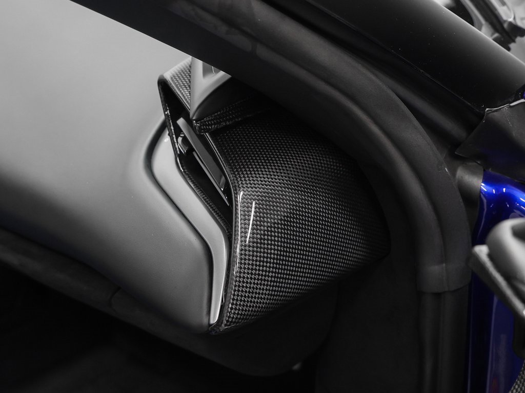 Used 2023 Ferrari SF90 Spider image 31