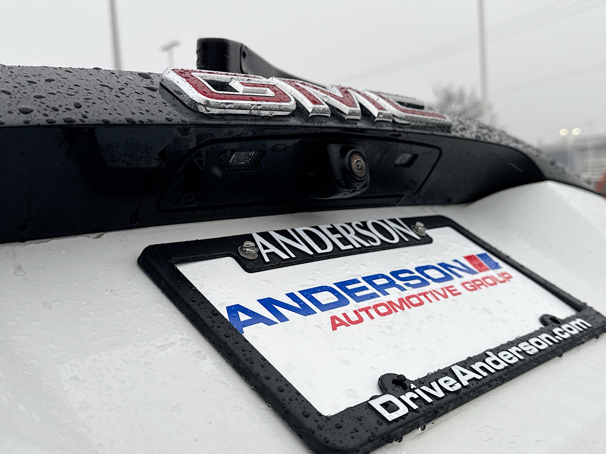 Used 2023 GMC Acadia SLE w/ Driver Convenience Package image 15