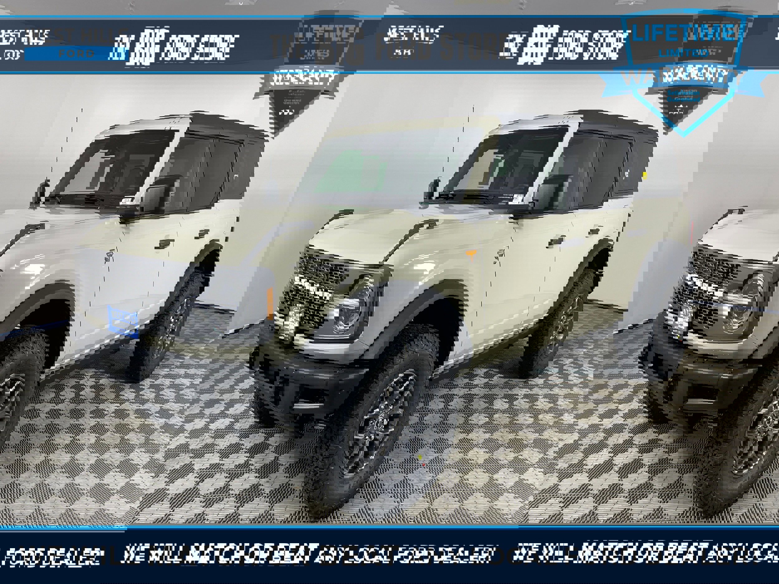 New 2025 Ford Bronco Badlands image 1