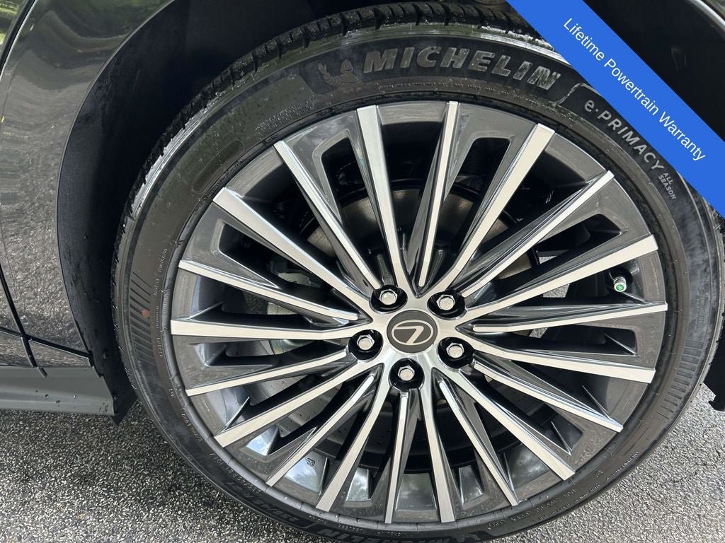 New 2026 Lexus ES 350e w/ Cold Area Package FWD image 7