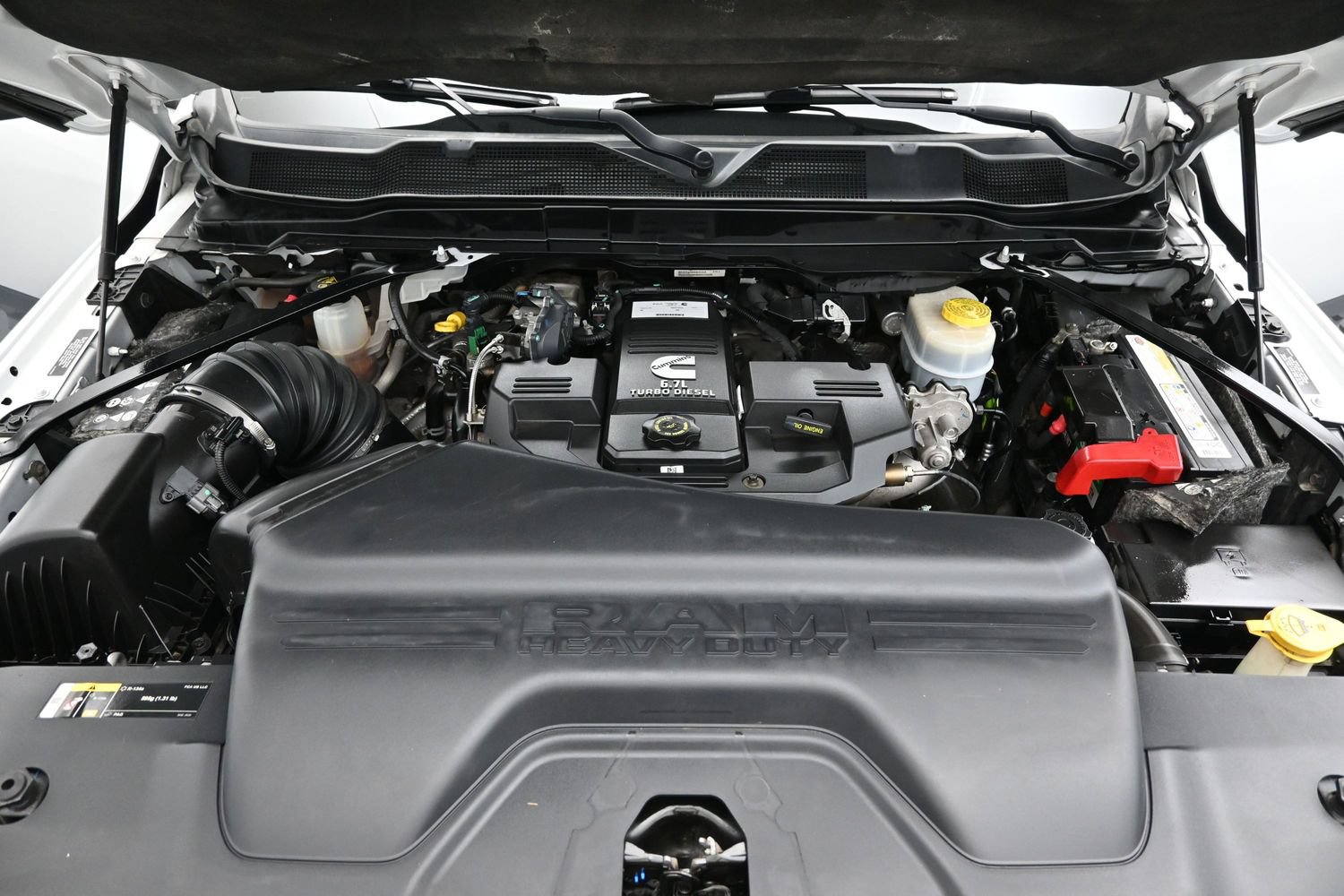 Used 2019 RAM 2500 Laramie AWD/4WD image 8