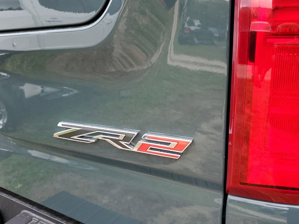 Used 2025 Chevrolet Silverado 1500 ZR2 w/ Technology Package image 9