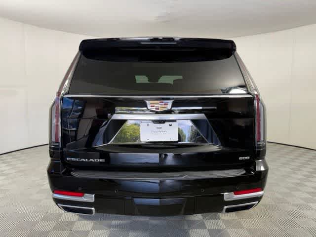 Used 2026 Cadillac Escalade Luxury AWD/4WD image 8