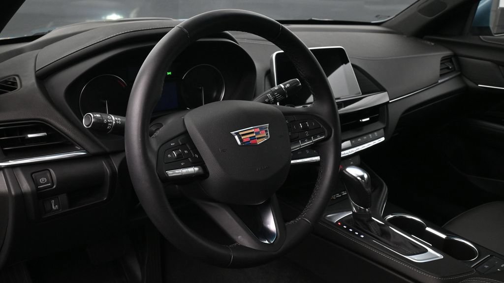 Certified 2023 Cadillac CT4 Luxury RWD image 9