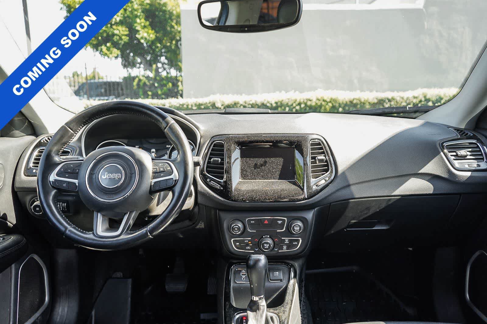 Used 2019 Jeep Compass Latitude FWD image 14