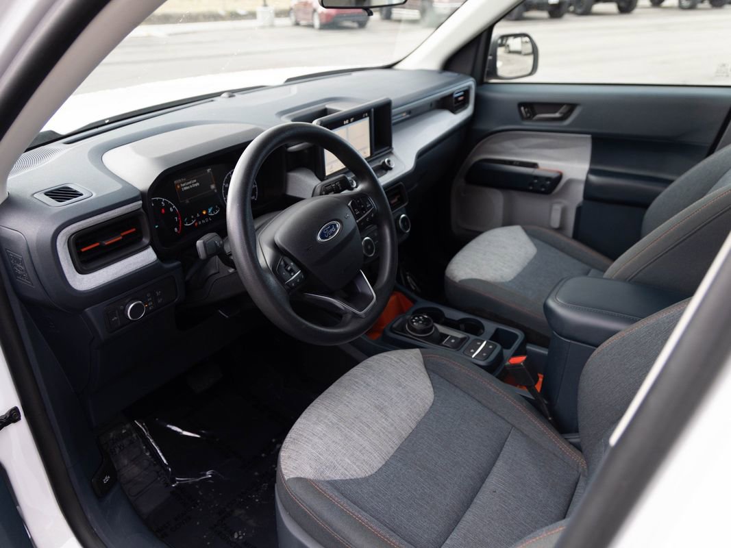 Used 2022 Ford Maverick XLT image 9