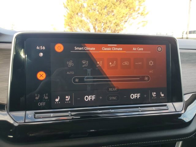 Certified 2025 Volkswagen Atlas SEL Premium R-Line image 20