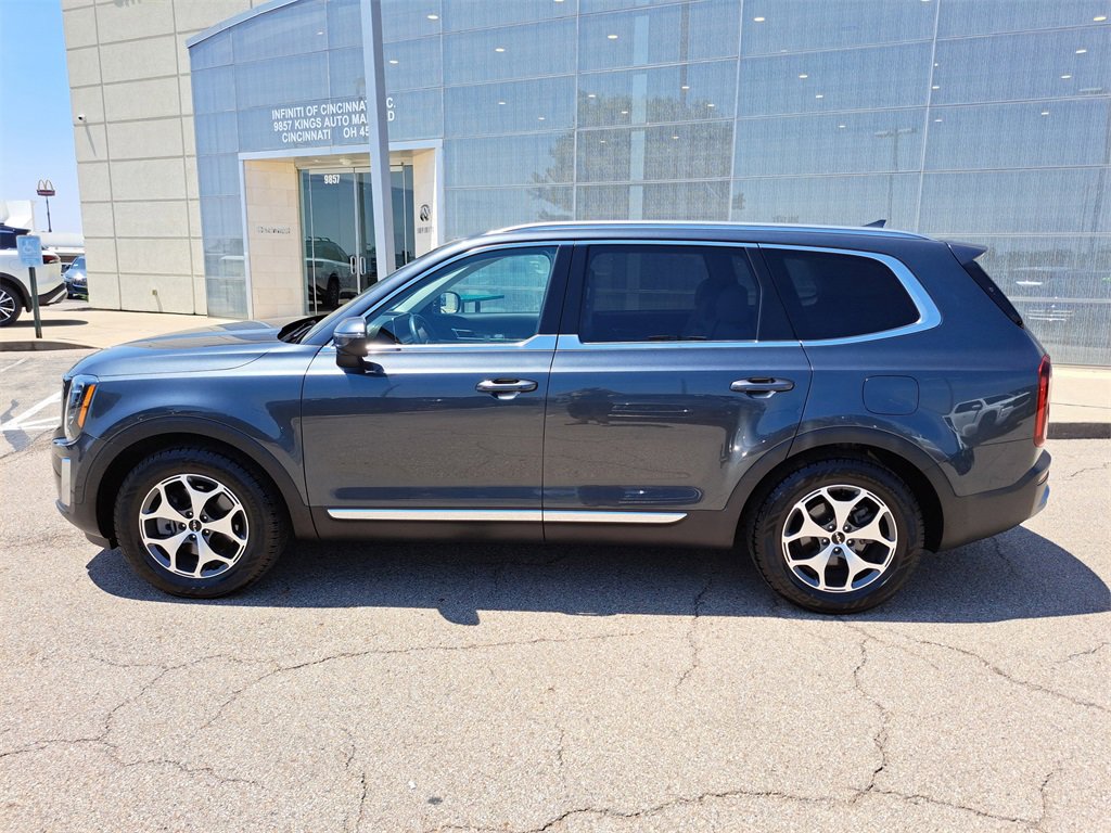 Used 2022 Kia Telluride EX w/ Towing Package image 2