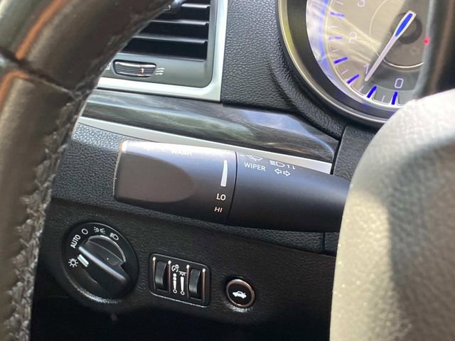 Used 2020 Chrysler 300 Touring w/ Sport Appearance Package RWD image 19