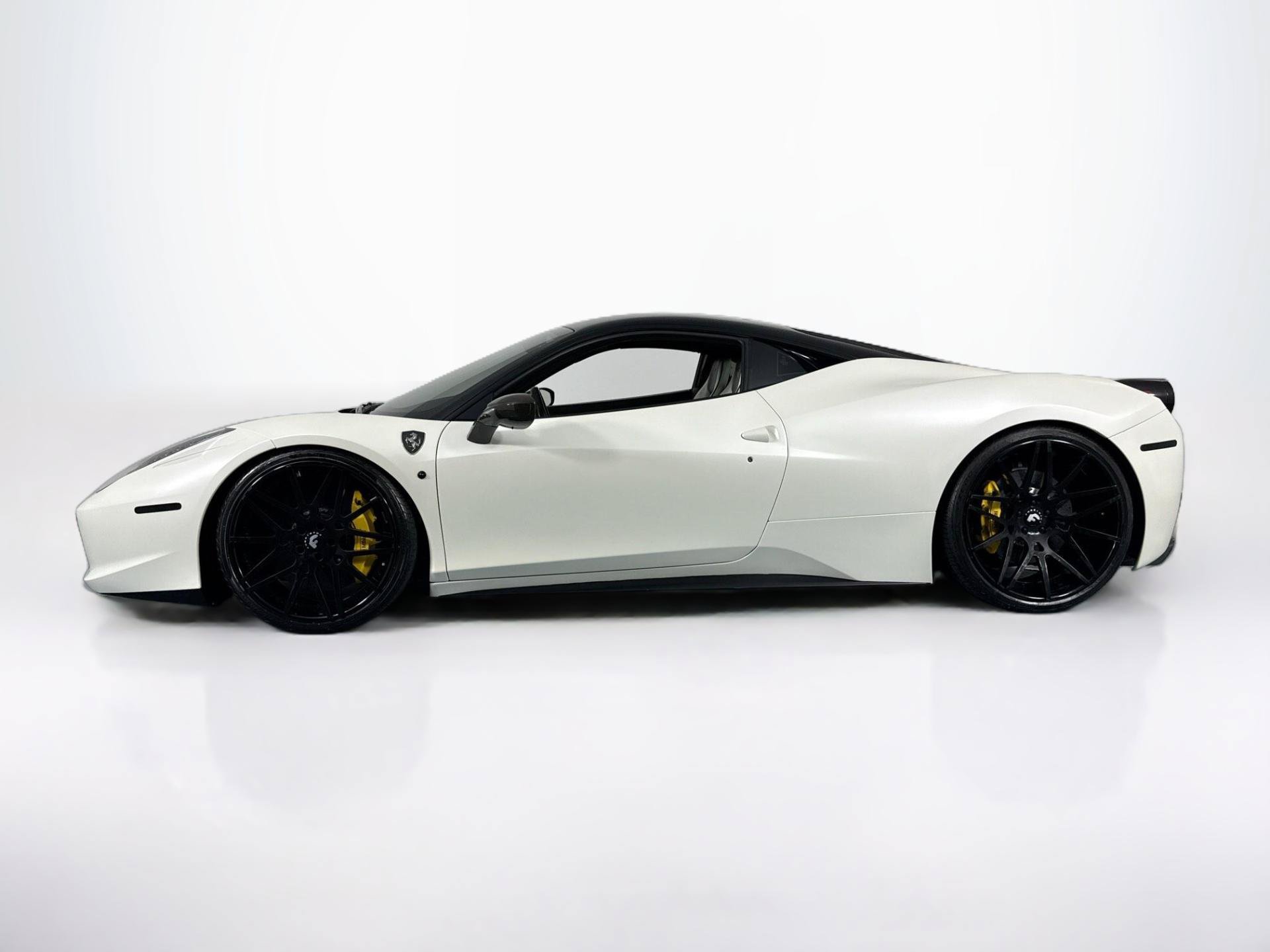 Used 2010 Ferrari 458 Italia Coupe RWD image 8
