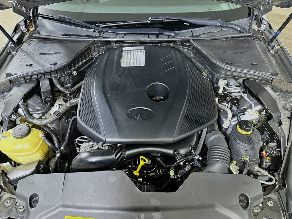 Used 2016 INFINITI Q50 Premium RWD image 9