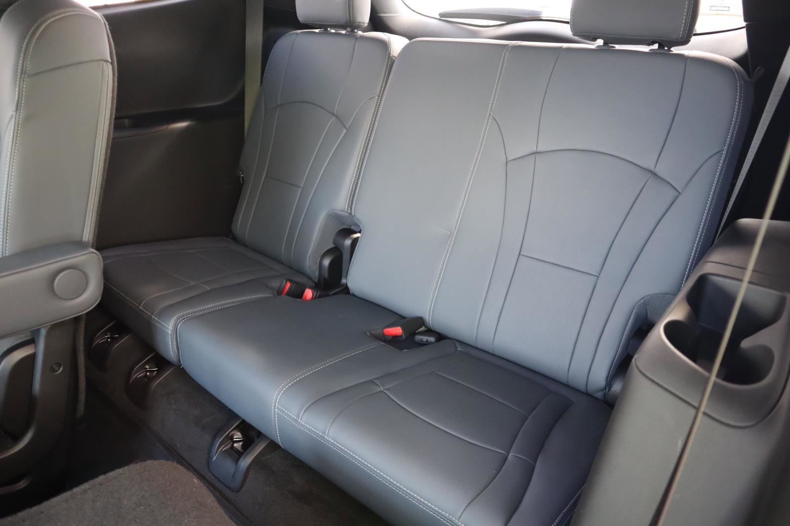 Used 2022 Buick Enclave Premium w/ Experience Buick Package image 43