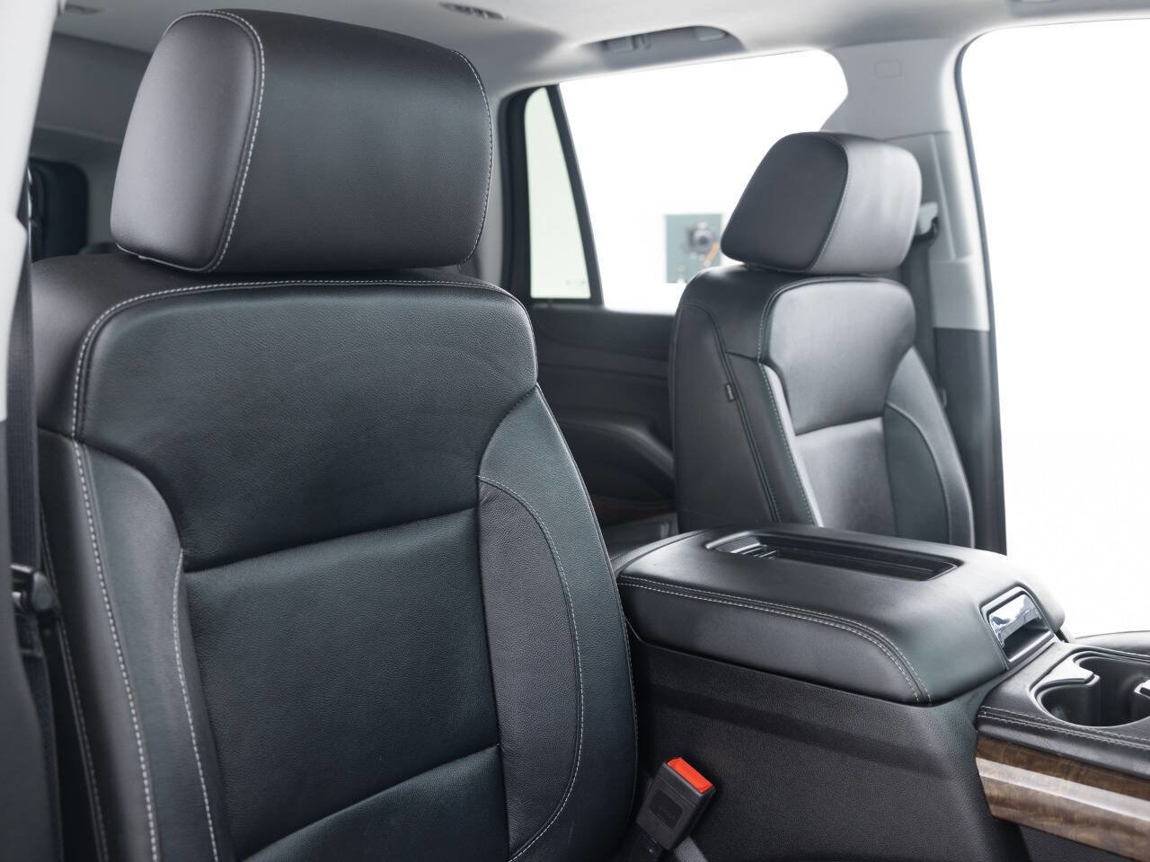 Used 2018 Chevrolet Tahoe LT image 30