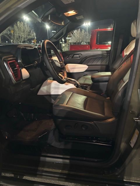 Used 2024 GMC Canyon AT4X image 15