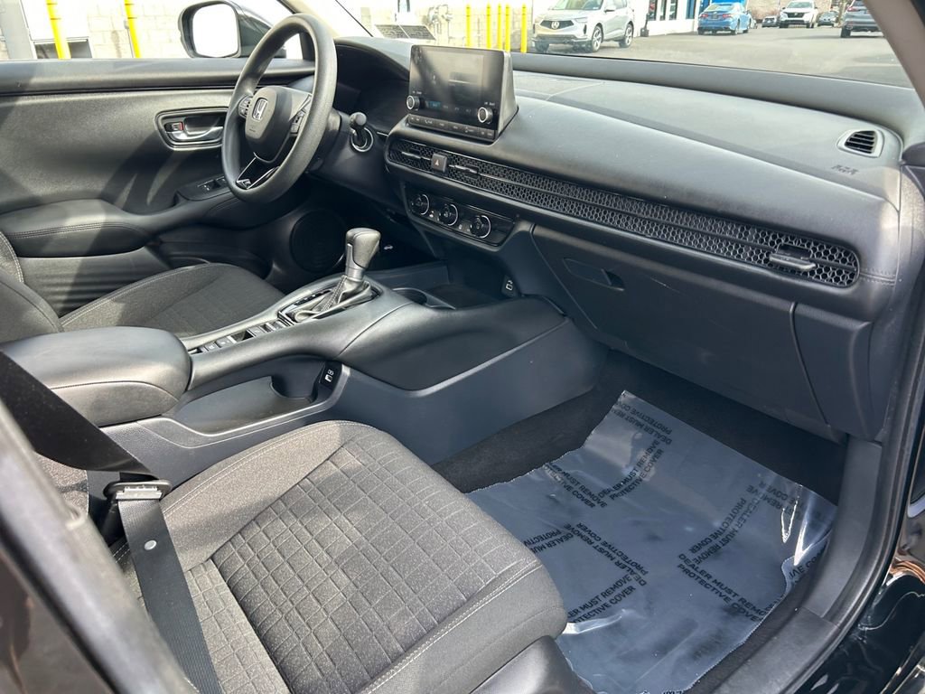 Used 2023 Honda HR-V LX image 23