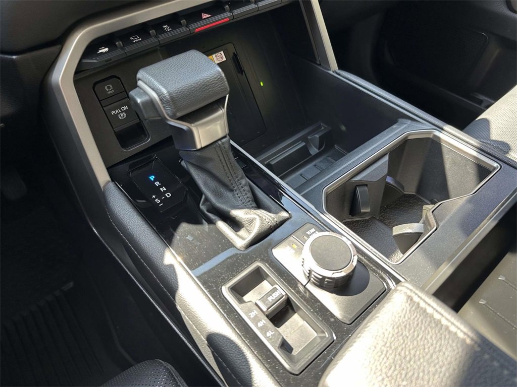 Used 2024 Toyota Tundra Limited image 6