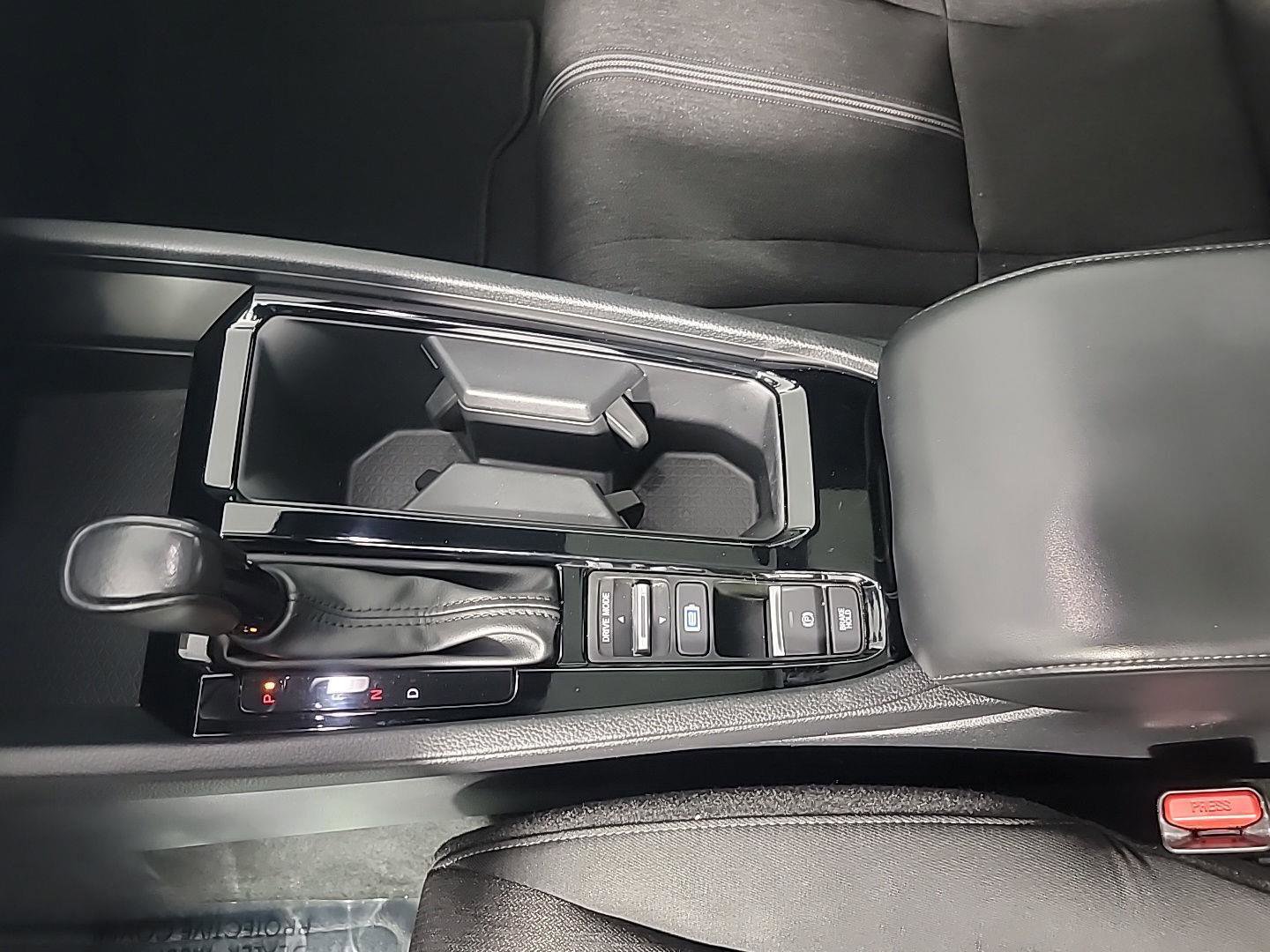 Certified 2024 Honda Accord Sport image 33