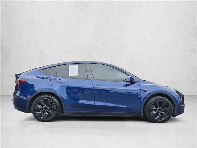 Used 2024 Tesla Model Y Long Range AWD/4WD image 4