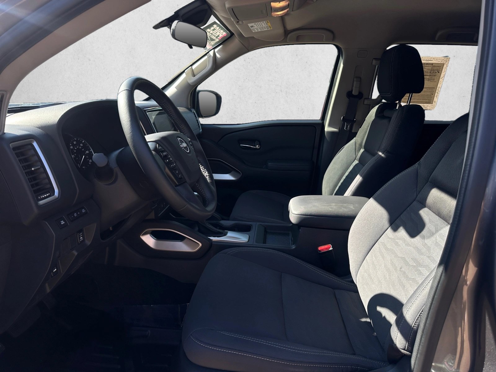 Used 2023 Nissan Frontier SV w/ SV Convenience Package AWD/4WD image 11
