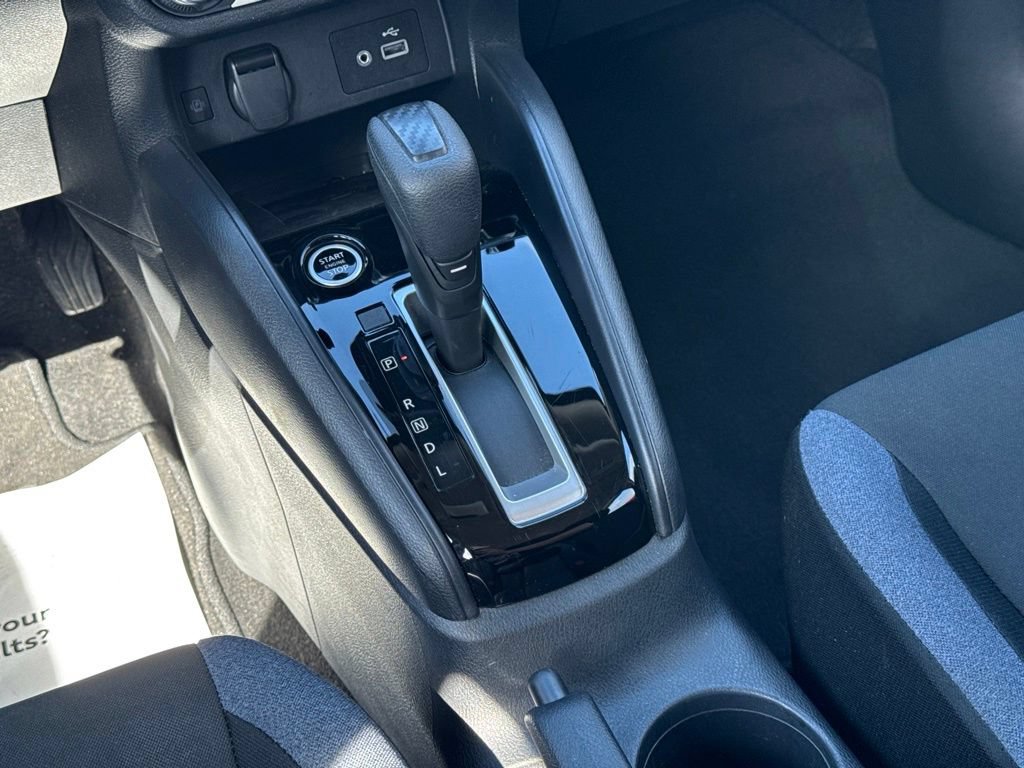 Used 2025 Nissan Versa SV FWD image 22