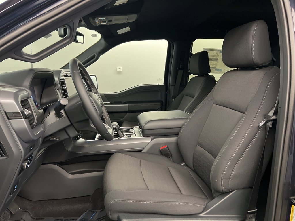 New 2025 Ford F150 XLT w/ Equipment Group 302A MID image 30