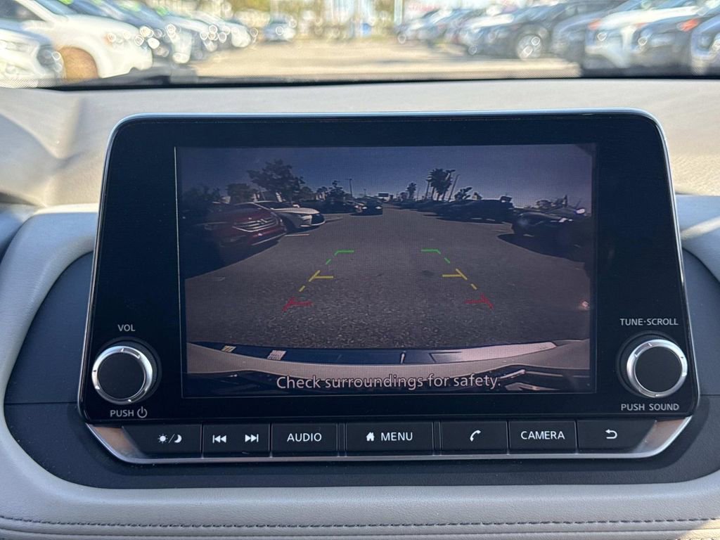 Certified 2022 Nissan Rogue SV w/ SV Premium Package image 27