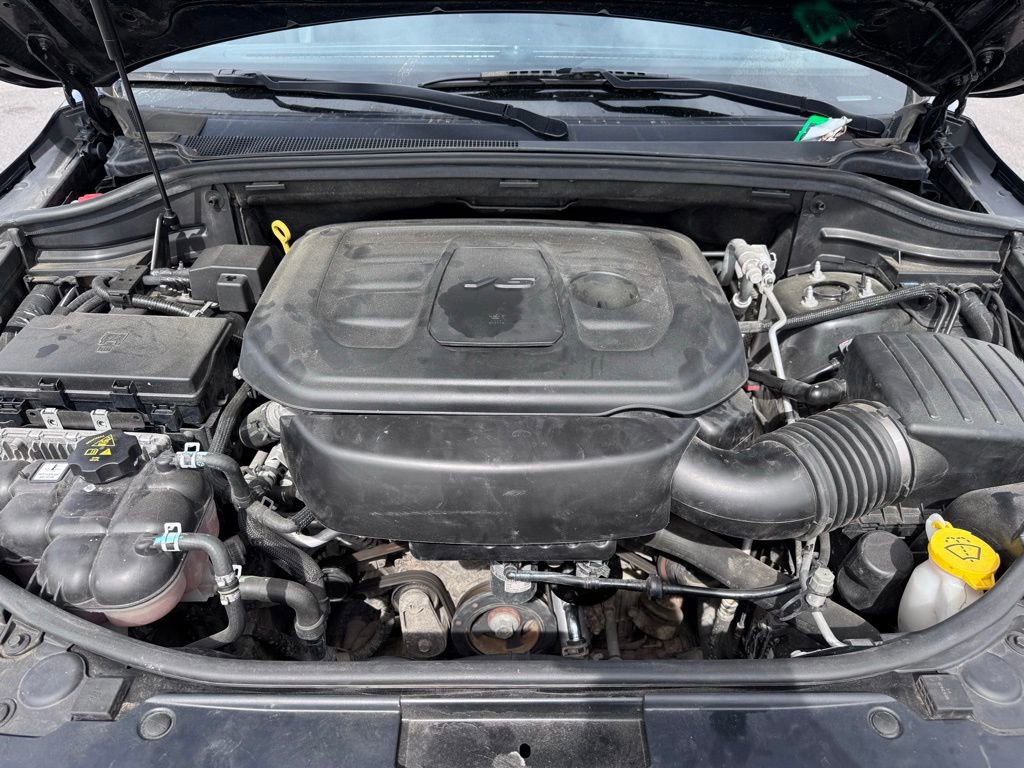 Used 2020 Jeep Grand Cherokee Laredo AWD/4WD image 9