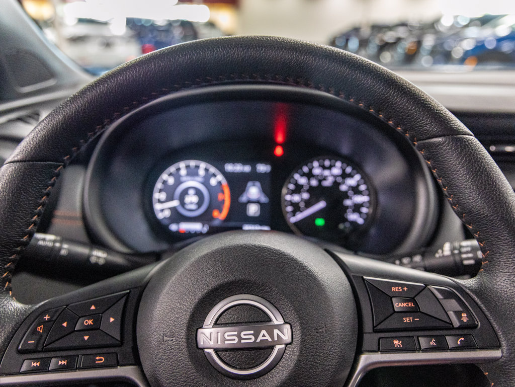 Used 2023 Nissan Kicks SR FWD image 17