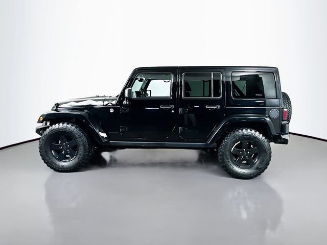Used 2015 Jeep Wrangler Unlimited Sahara image 9