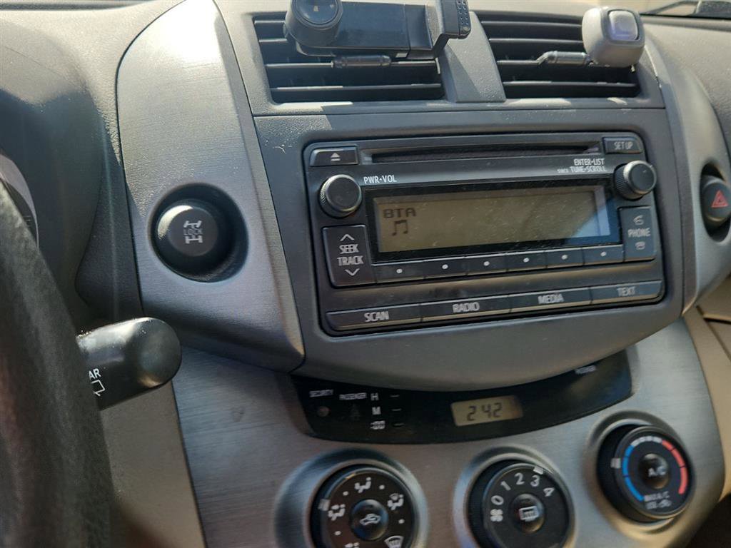 Used 2012 Toyota RAV4 4WD w/ Value Pkg image 15