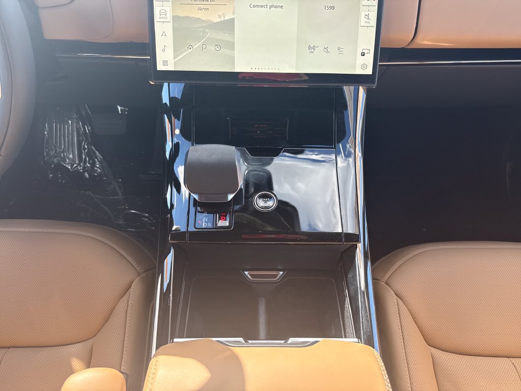 New 2026 Land Rover Range Rover Sport SE AWD/4WD image 24