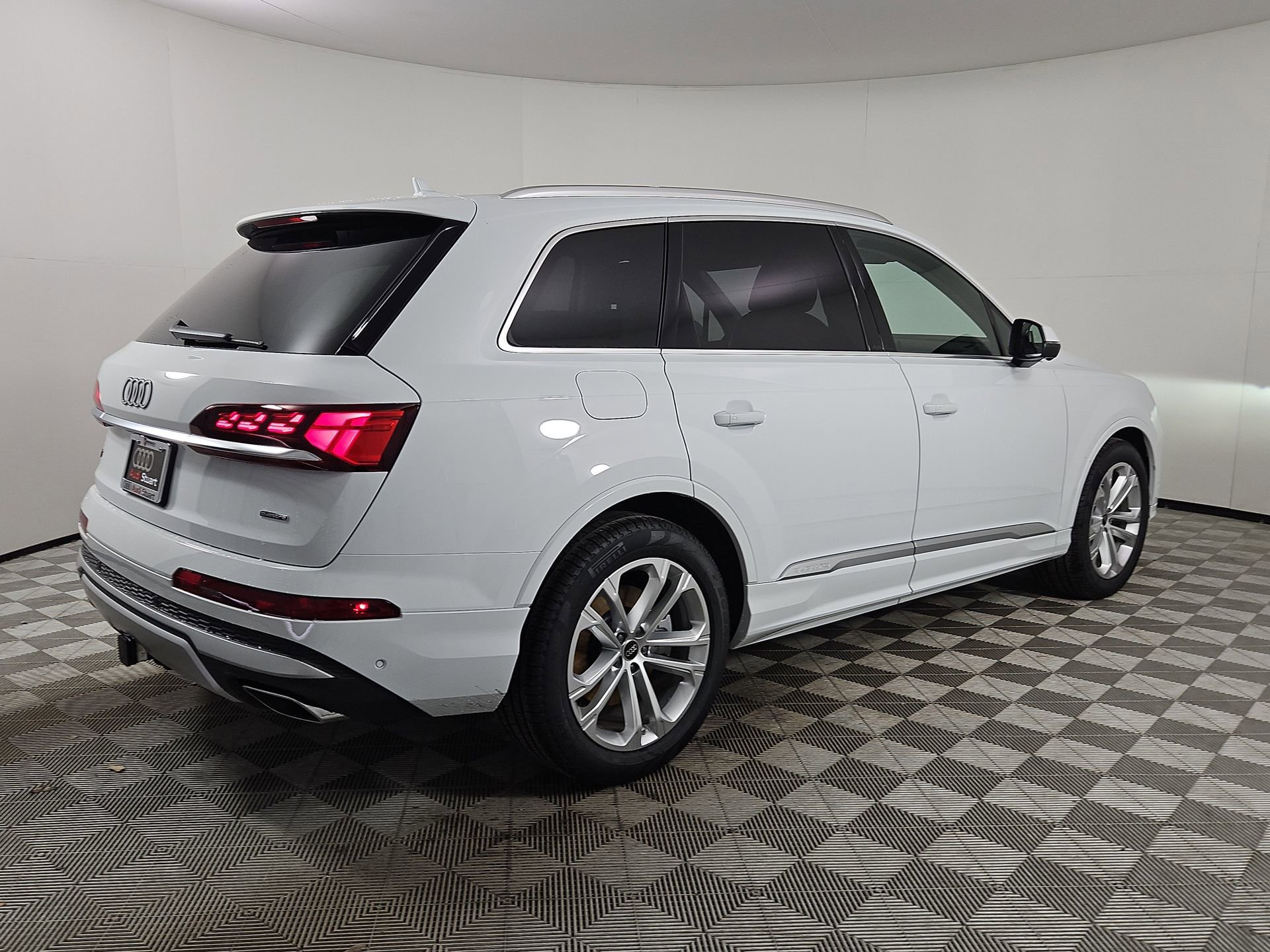 New 2026 Audi Q7 3.0T Prestige image 7