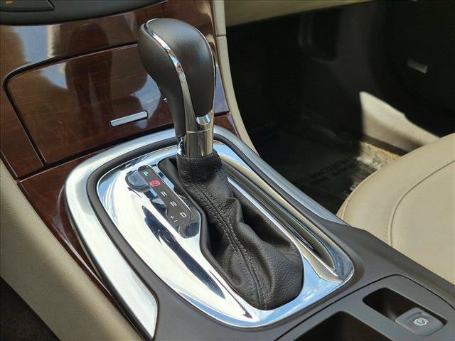 Used 2017 Buick Regal Premium FWD image 12