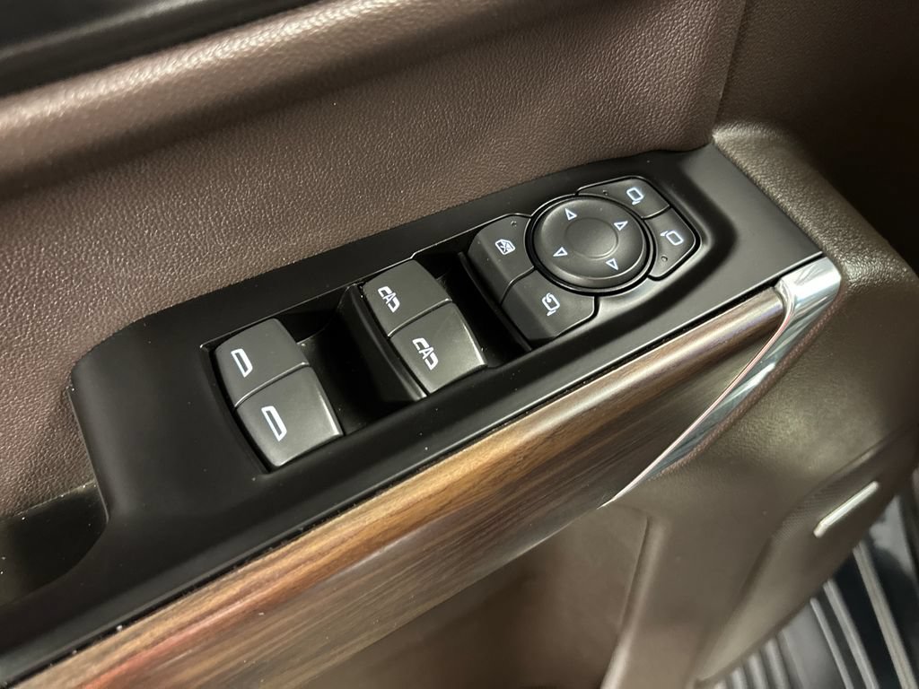 Used 2019 GMC Sierra 1500 SLT w/ SLT Premium Plus Package AWD/4WD image 24