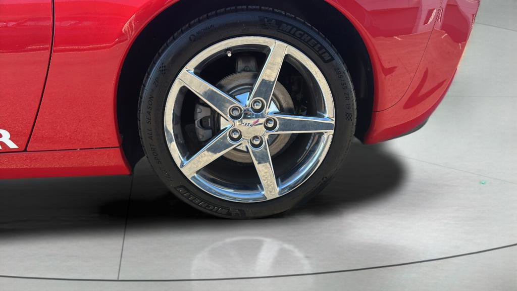 Used 2005 Chevrolet Corvette Convertible w/ Preferred Equipment Group image 8