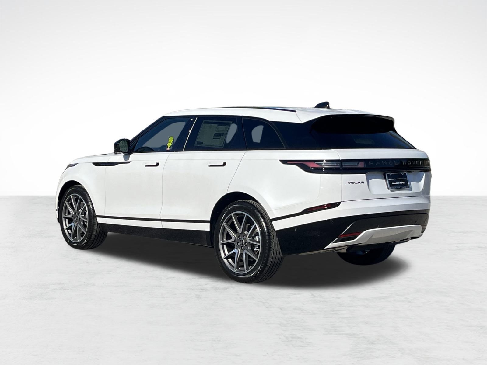 New 2026 Land Rover Range Rover Velar Dynamic SE image 3