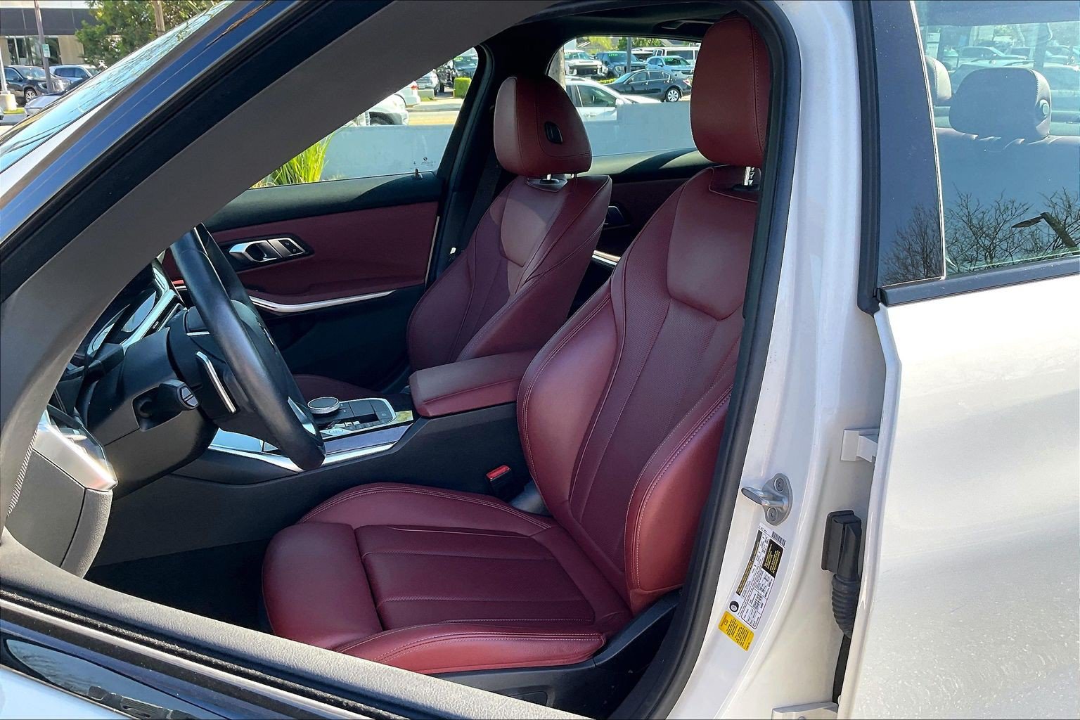 Used 2023 BMW 330i Sedan w/ Convenience Package RWD image 8