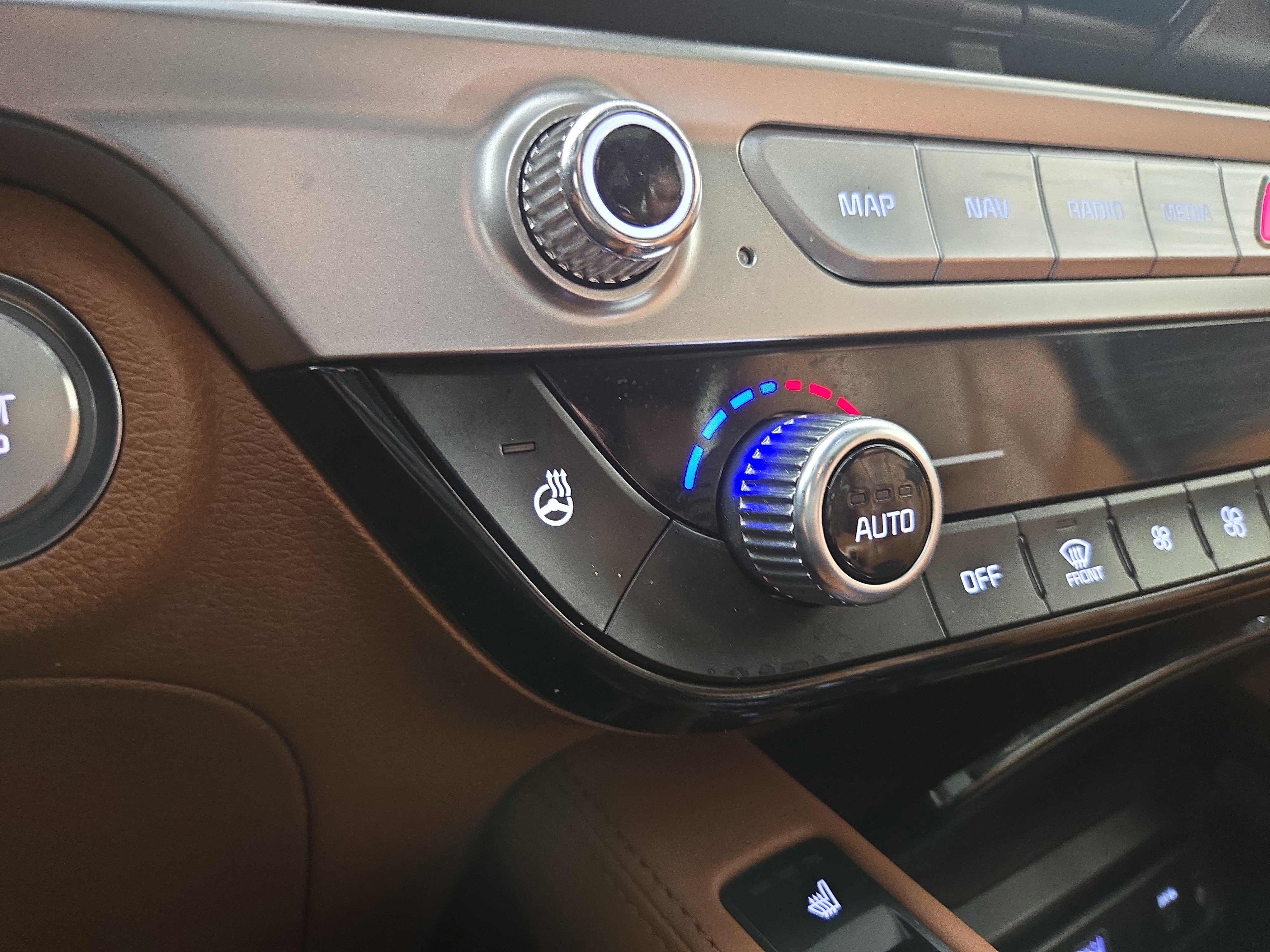 Used 2024 Kia Telluride EX X-Line image 28