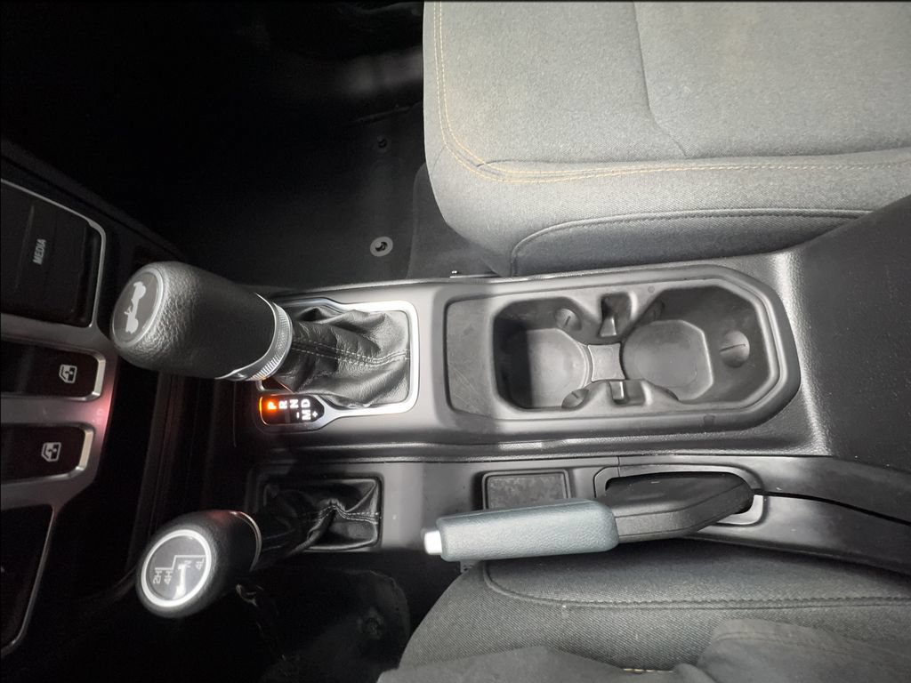 Used 2024 Jeep Wrangler Sport AWD/4WD image 27