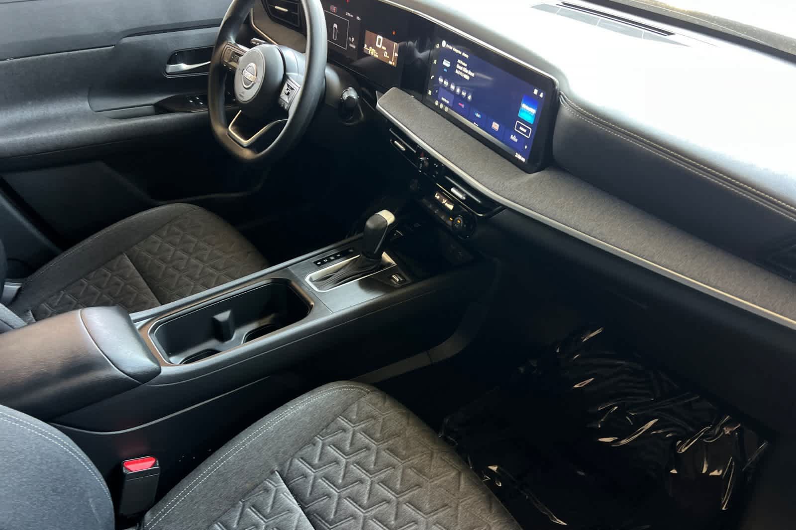 Certified 2026 Nissan Kicks SV FWD image 8