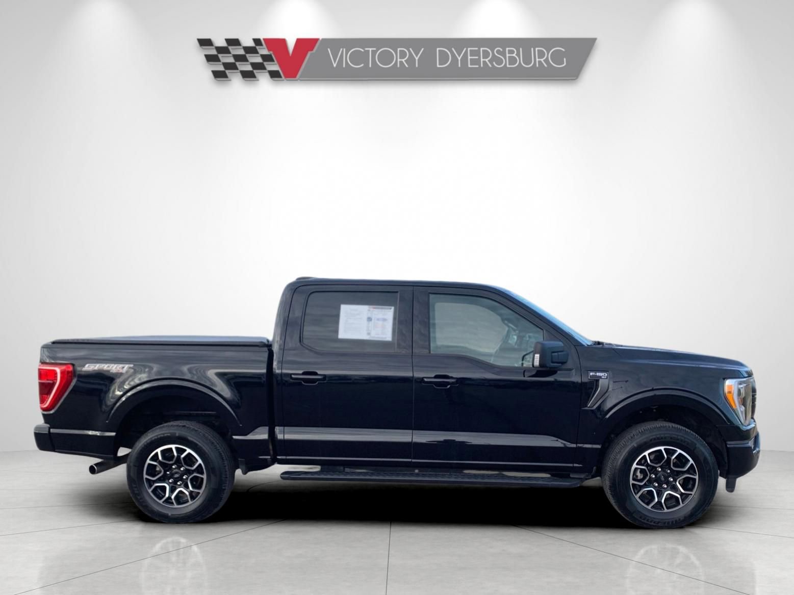 Used 2022 Ford F150 XLT w/ Equipment Group 302A High image 9