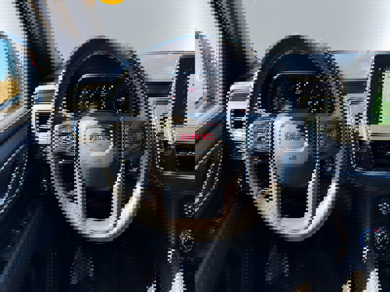 Used 2023 GMC Yukon AT4 w/ AT4 Premium Package image 34