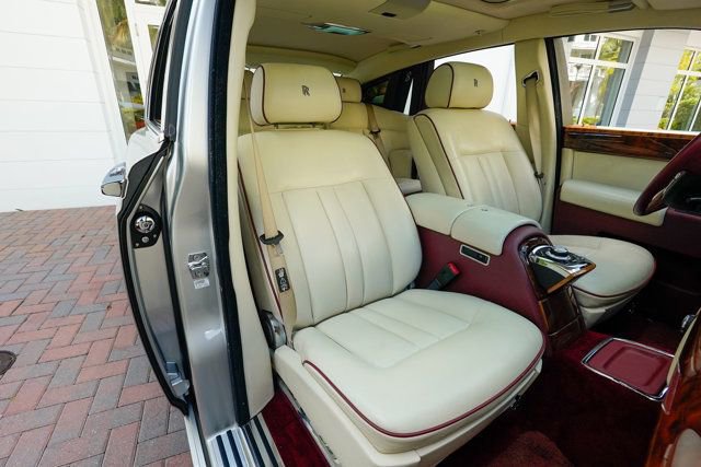 Used 2013 Rolls-Royce Phantom Sedan image 87