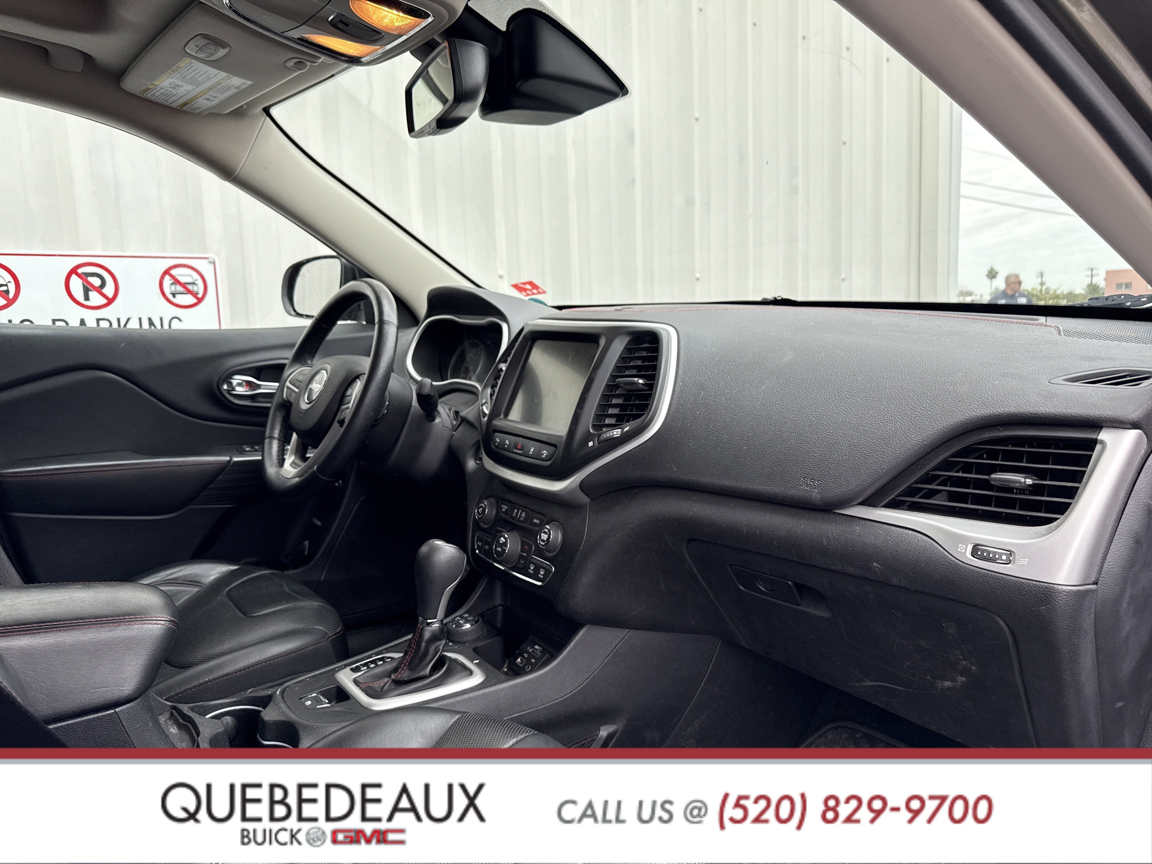 Used 2016 Jeep Cherokee Trailhawk w/ Comfort/Convenience Group image 36