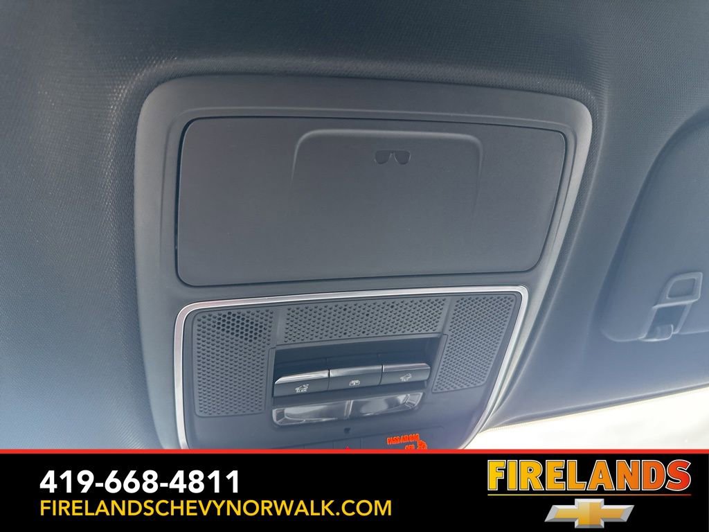 New 2026 Chevrolet Traverse RS w/ LPO, Floor Liner Package image 39