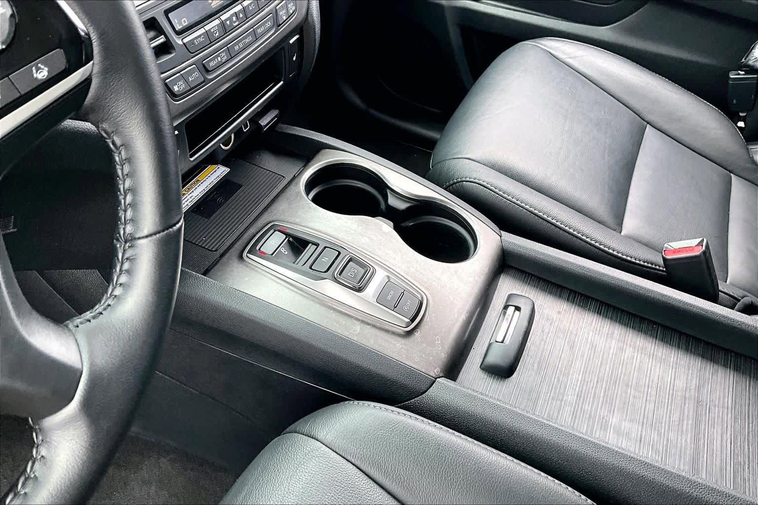 Used 2021 Honda Pilot Special Edition image 16