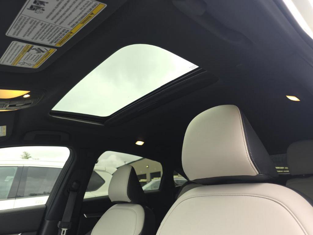 Used 2023 INFINITI QX55 Luxe w/ Cargo Package AWD/4WD image 8